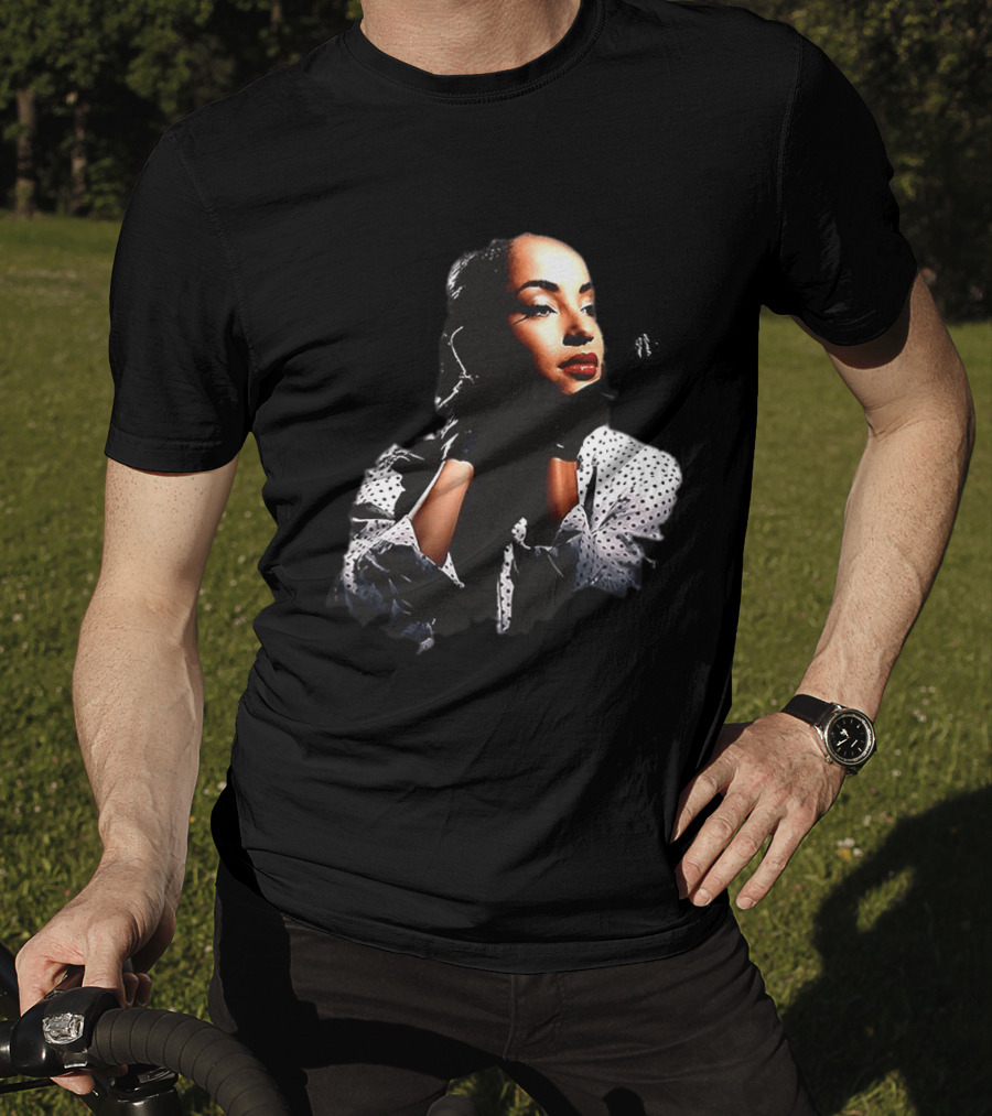 Sade 93 Summer Tour Vintage Style Black And White Polka Dot Fashion T-Shirt