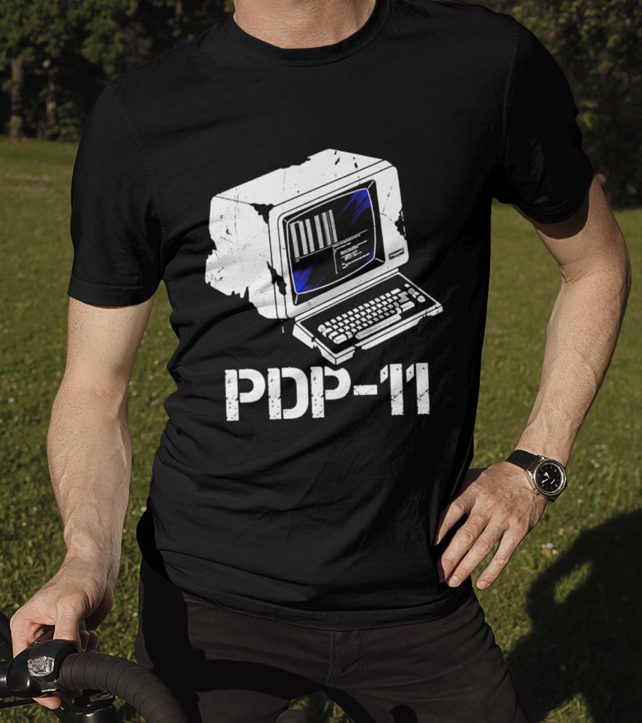 PDP 11 Vintage Computer Terminal Retro Distressed T-Shirt