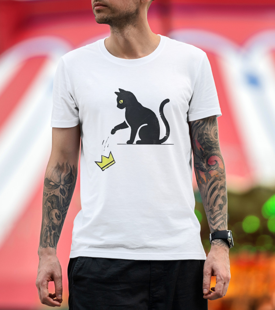Cat Knocking Crown Anti King Humor Black Cat Yellow Eyes T-Shirt