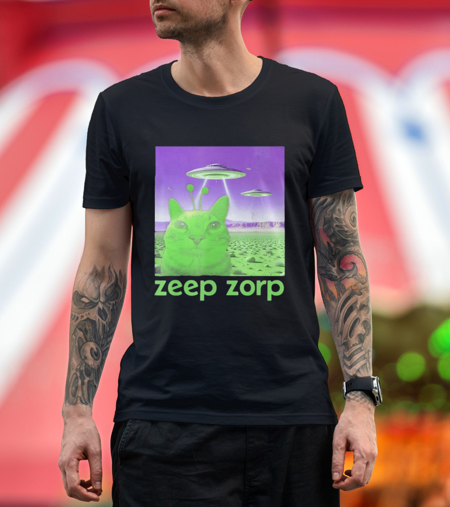 Zeep Zorp Green Cat Alien With UFOs In Space Desert Scenery T-Shirt