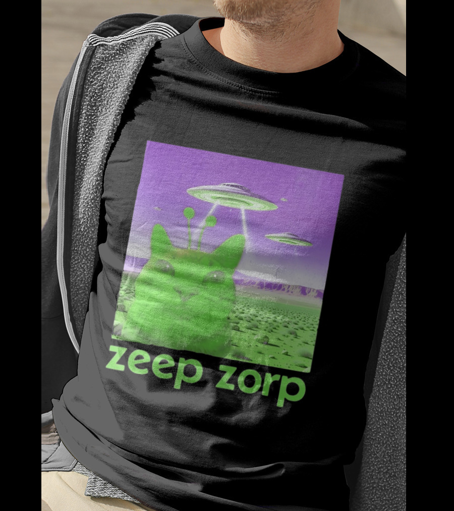 Zeep Zorp Green Cat Alien With UFOs In Space Desert Scenery T-Shirt