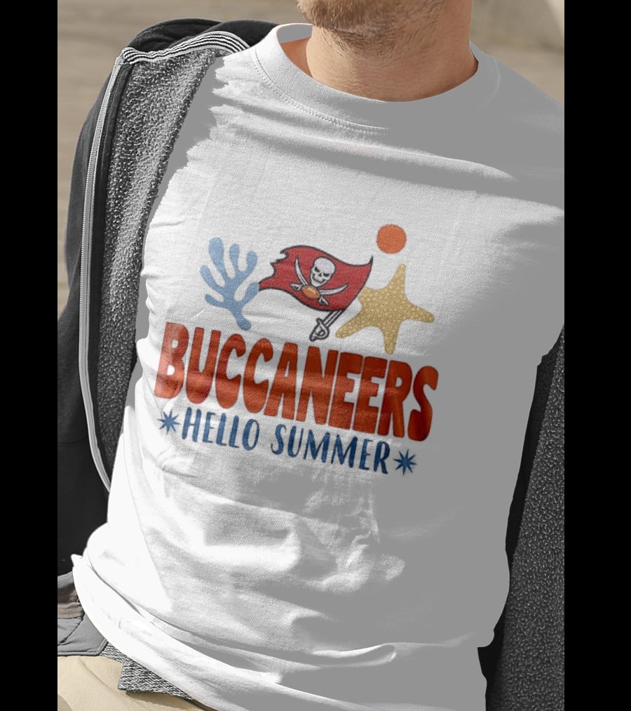 Tampa Bay Buccaneers Summer Fun Scream And Shout School's Out T-Shirt