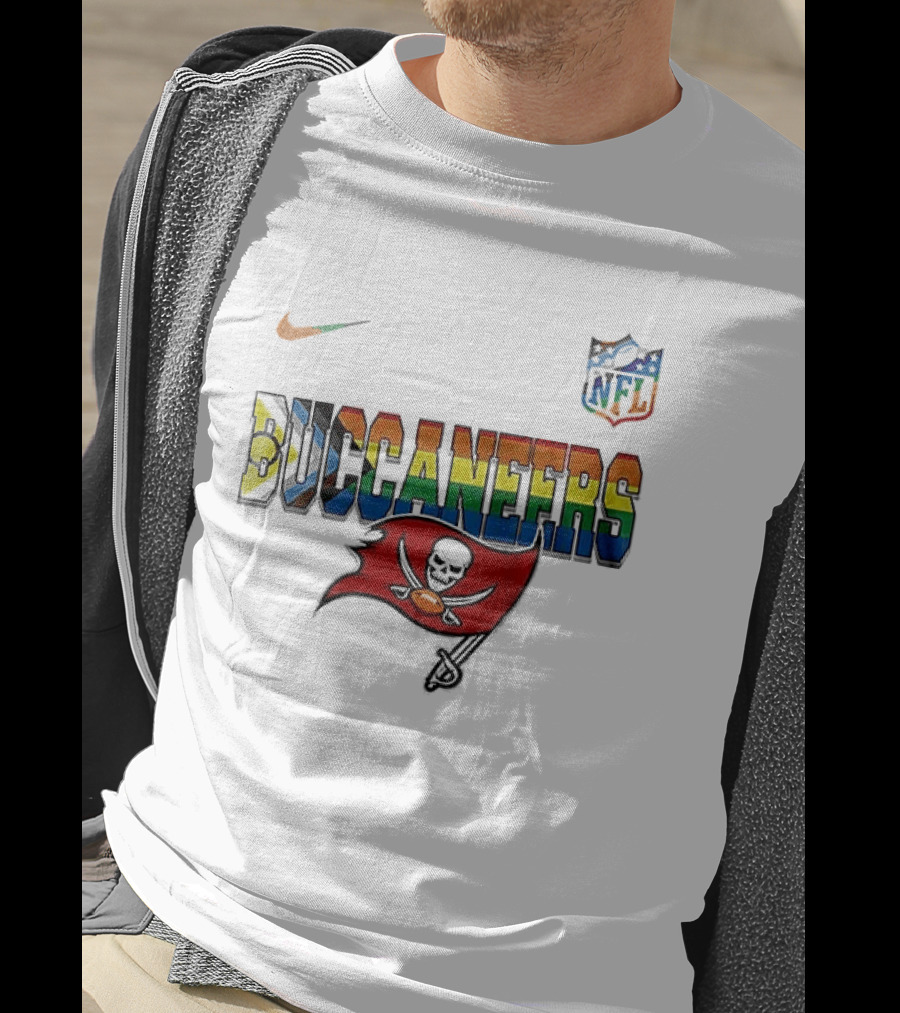 Tampa Bay Buccaneers Pride Peanuts Snoopy Collaboration Nike NFL T-Shirt