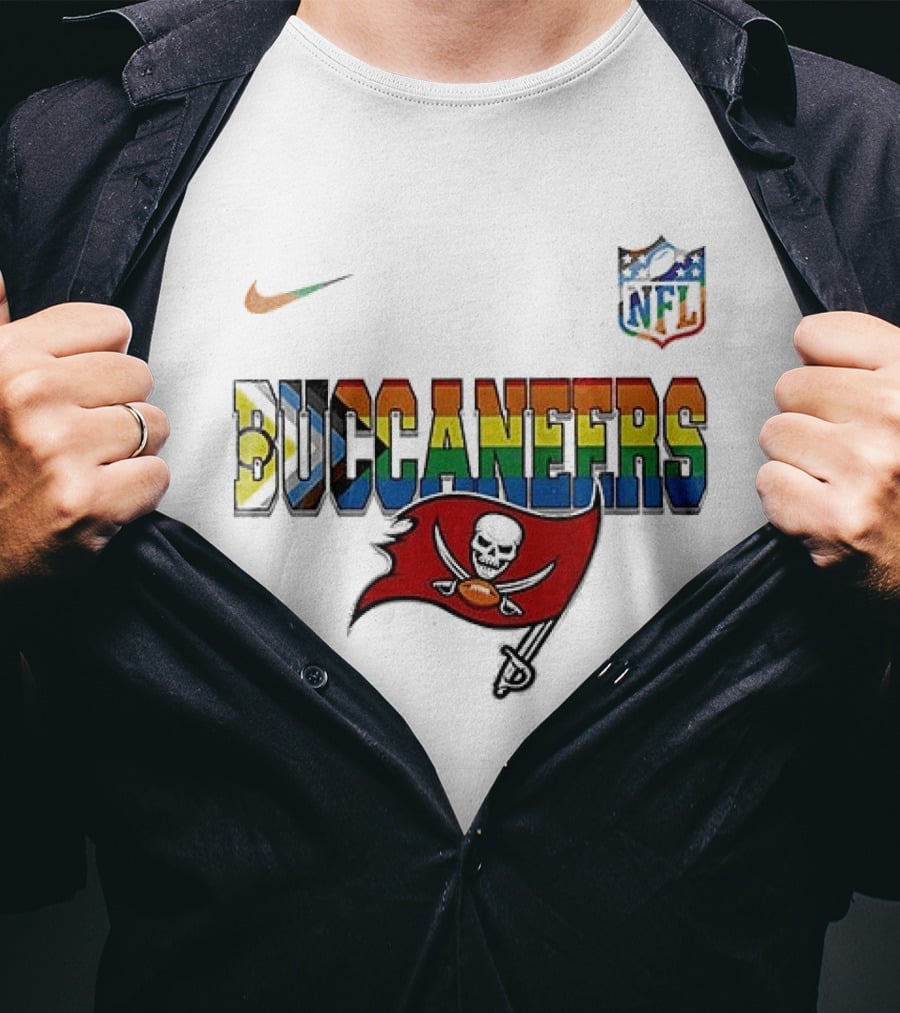 Tampa Bay Buccaneers Pride Peanuts Snoopy Collaboration Nike NFL T-Shirt