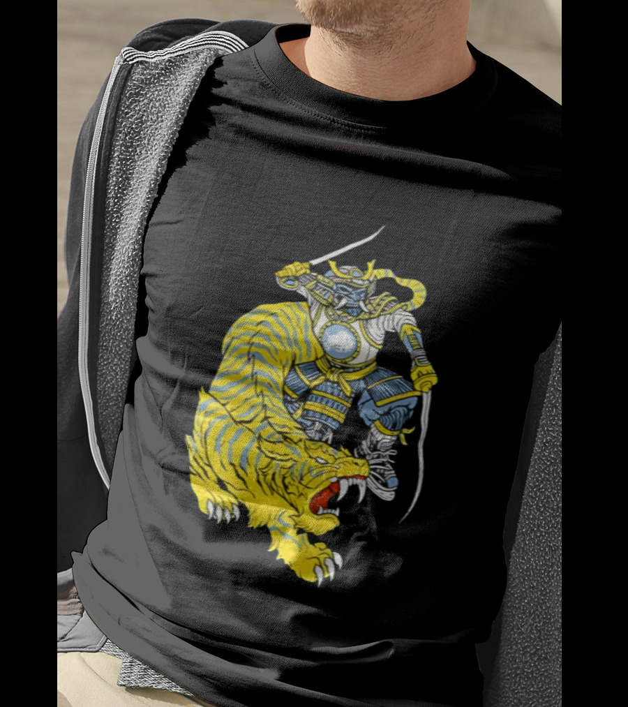 Buffalo Sabres Knight Battling Fierce Sabretooth Tiger T-Shirt