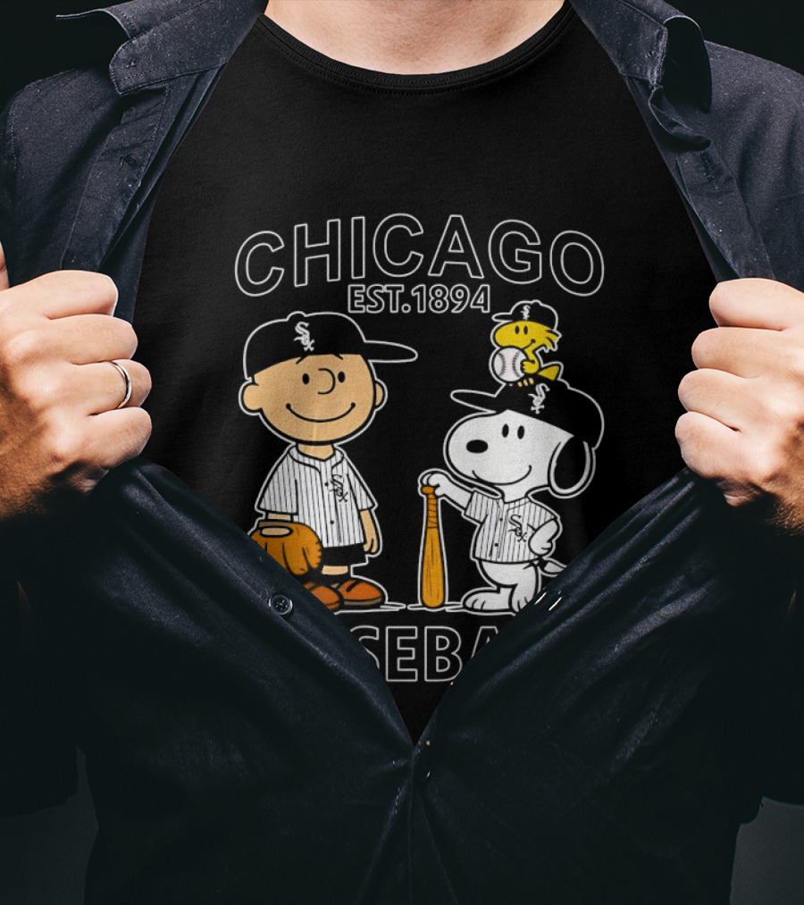 Chicago White Sox Baseball Snoopy Charlie Brown Peanuts Est 1894 T-Shirt