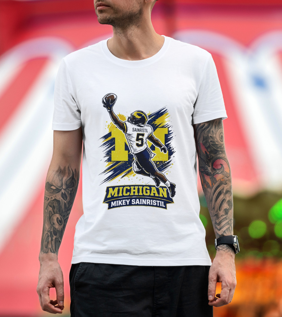 Michigan Mikey Sainristil Catching Football Wolverines Player T-Shirt