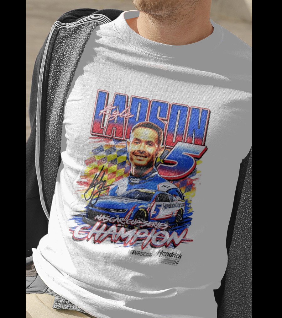 Kyle Larson NASCAR Cup Series Champion Number 5 Hendrick Motorsports Signature T-Shirt