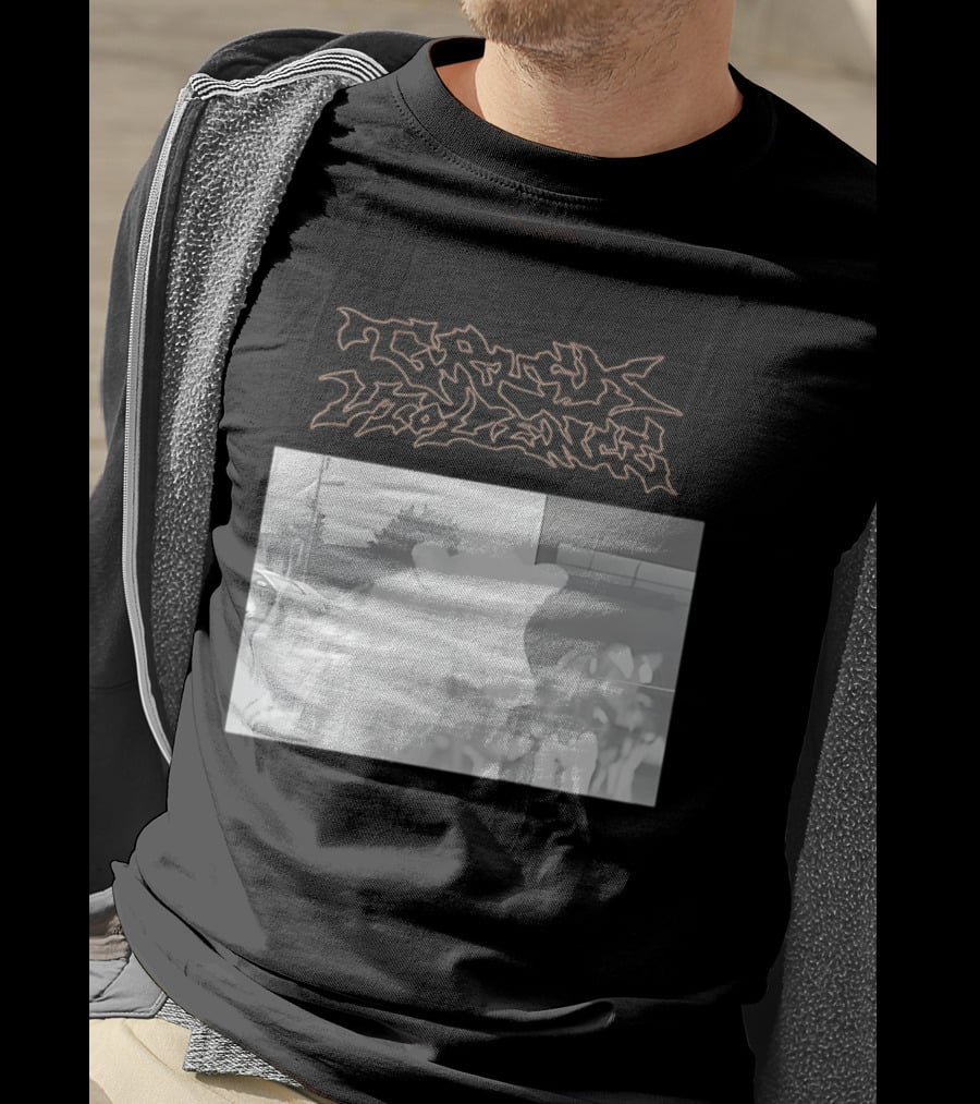 Truck Stop Violence Cow Photo Retro Style Casual Wear T-Shirt