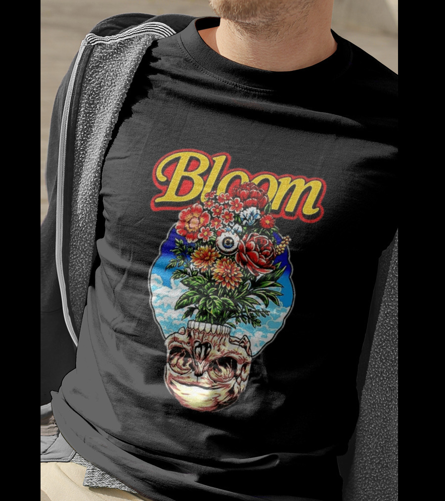 Bloom Skulls And Flowers Summer Classic Vibrant Floral Eyeball T-Shirt