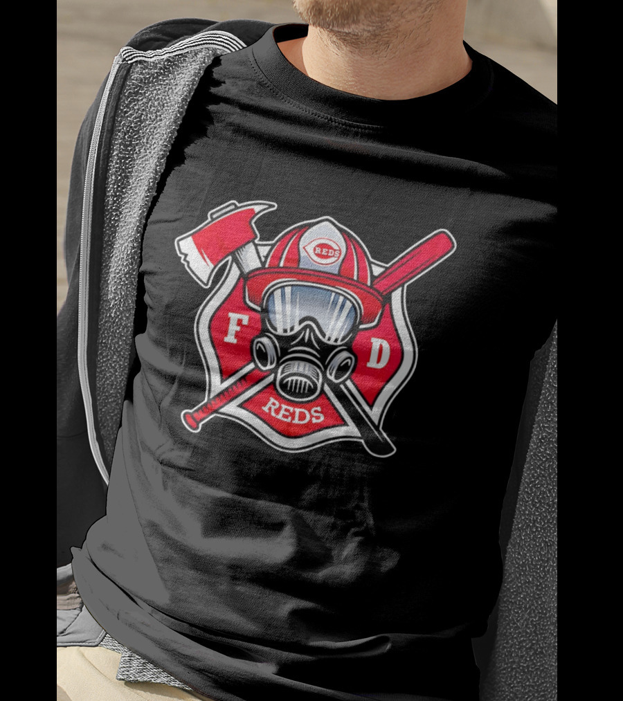 Cincinnati Reds FD Firefighter Helmet With Axe And Baseball Bat T-Shirt