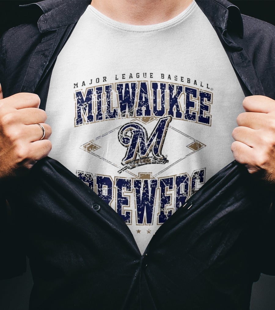 Milwaukee Brewers Major League Baseball Cooperstown M Diamond T-Shirt