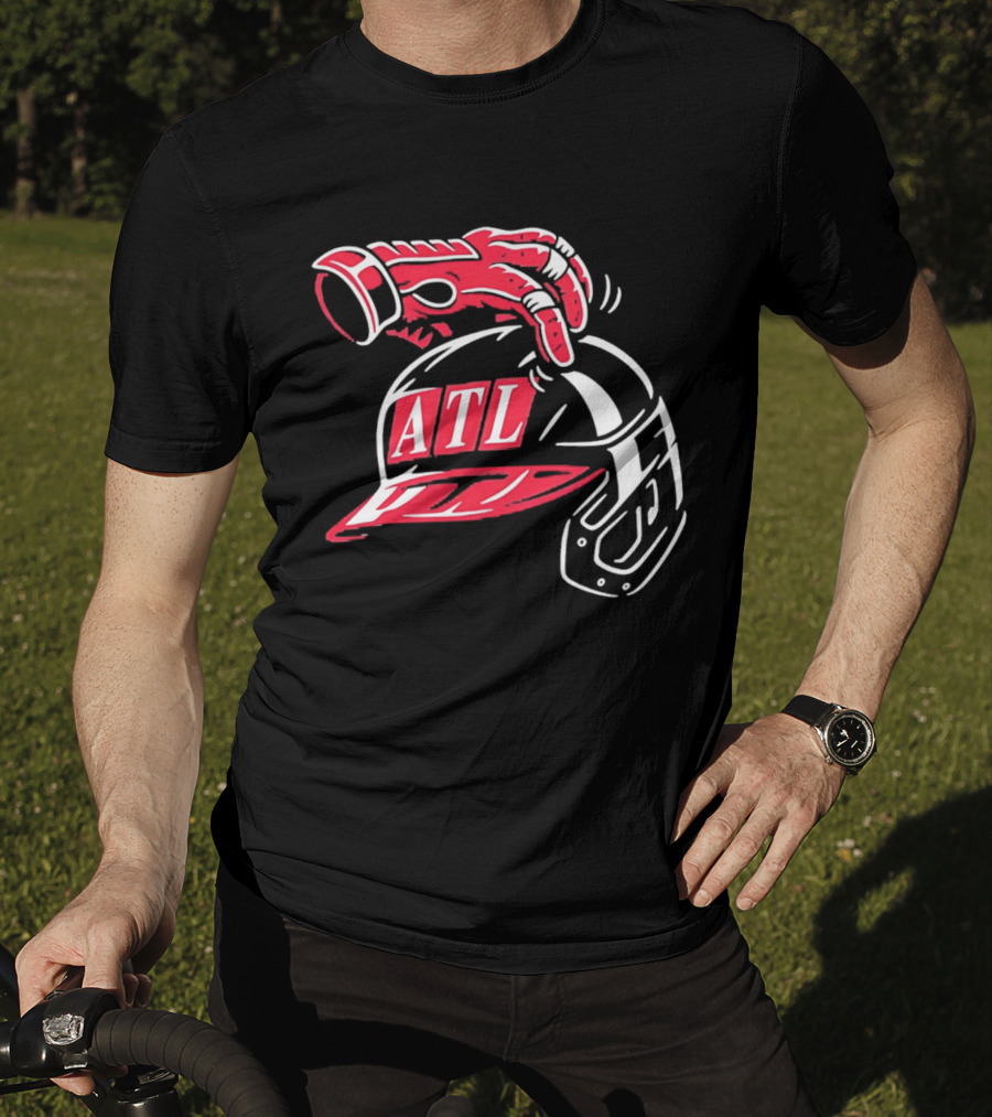 ATL Braves Helmet Head Scratch T-Shirt