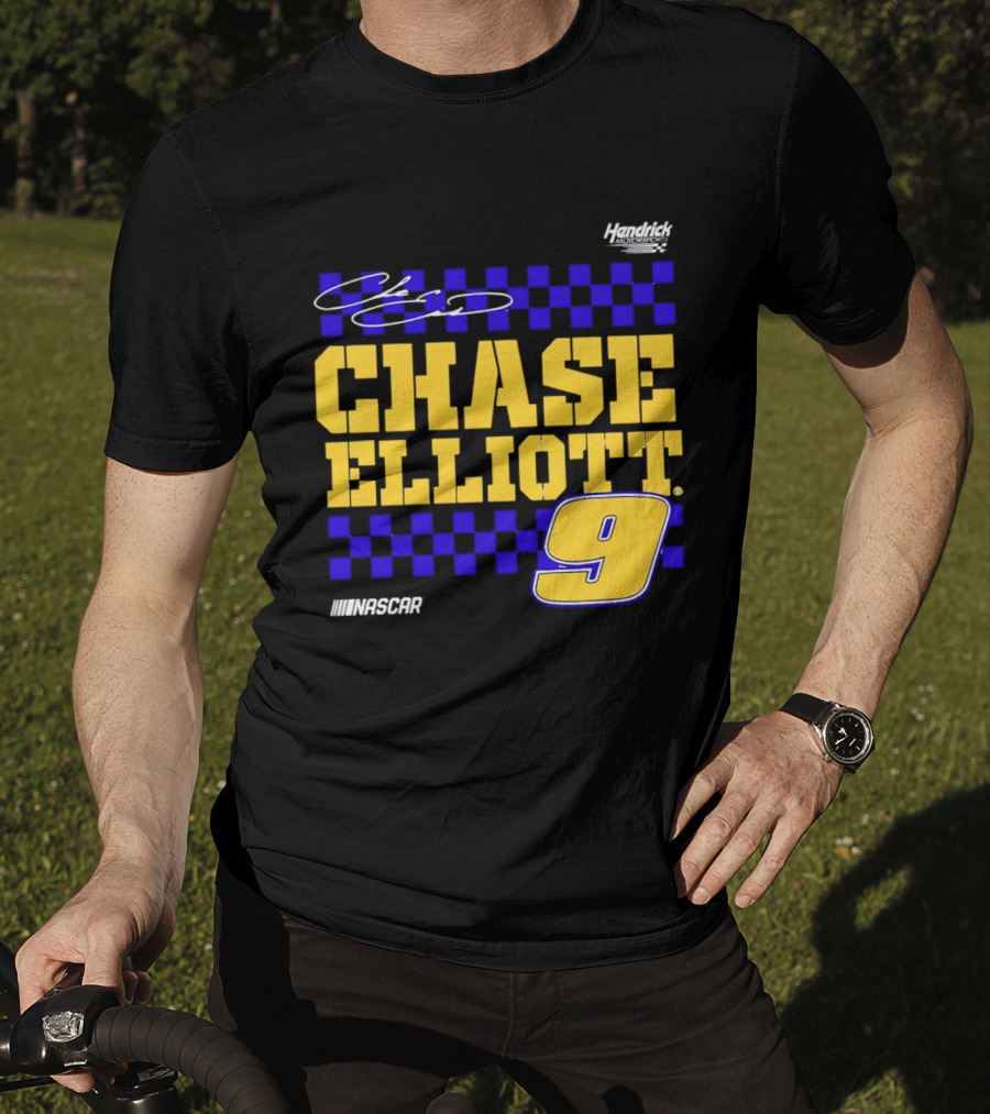 Chase Elliott 9 NASCAR Hendrick Motorsports Vive La Fete Autographed T-Shirt