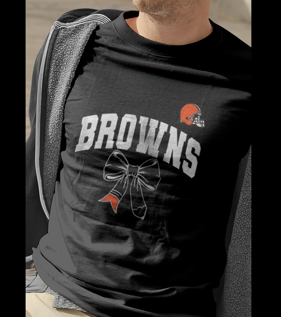 Cleveland Browns Retired Teacher Lover Ribbon Helmet T-Shirt