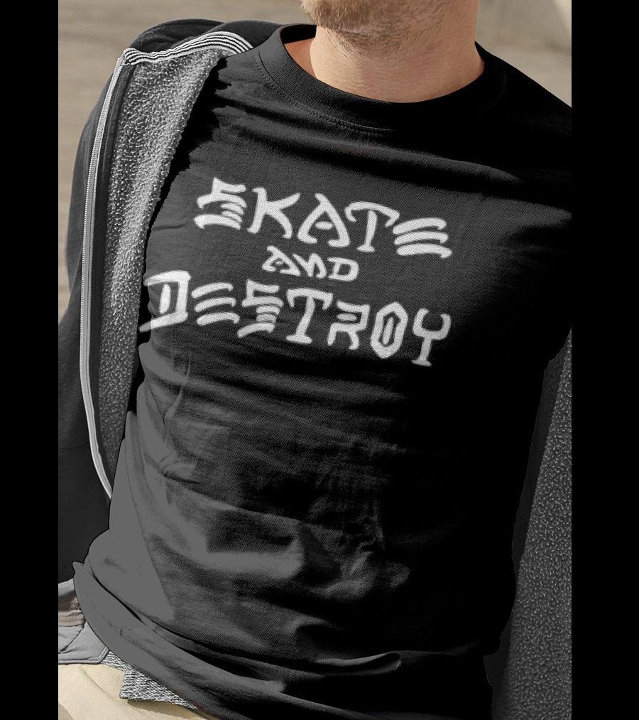 Skate And Destroy Iconic Phrase Urban Skateboarding Style T-Shirt