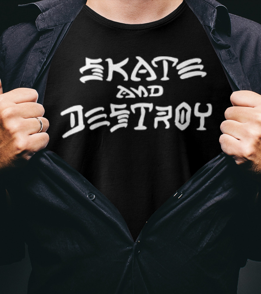 Skate And Destroy Iconic Phrase Urban Skateboarding Style T-Shirt
