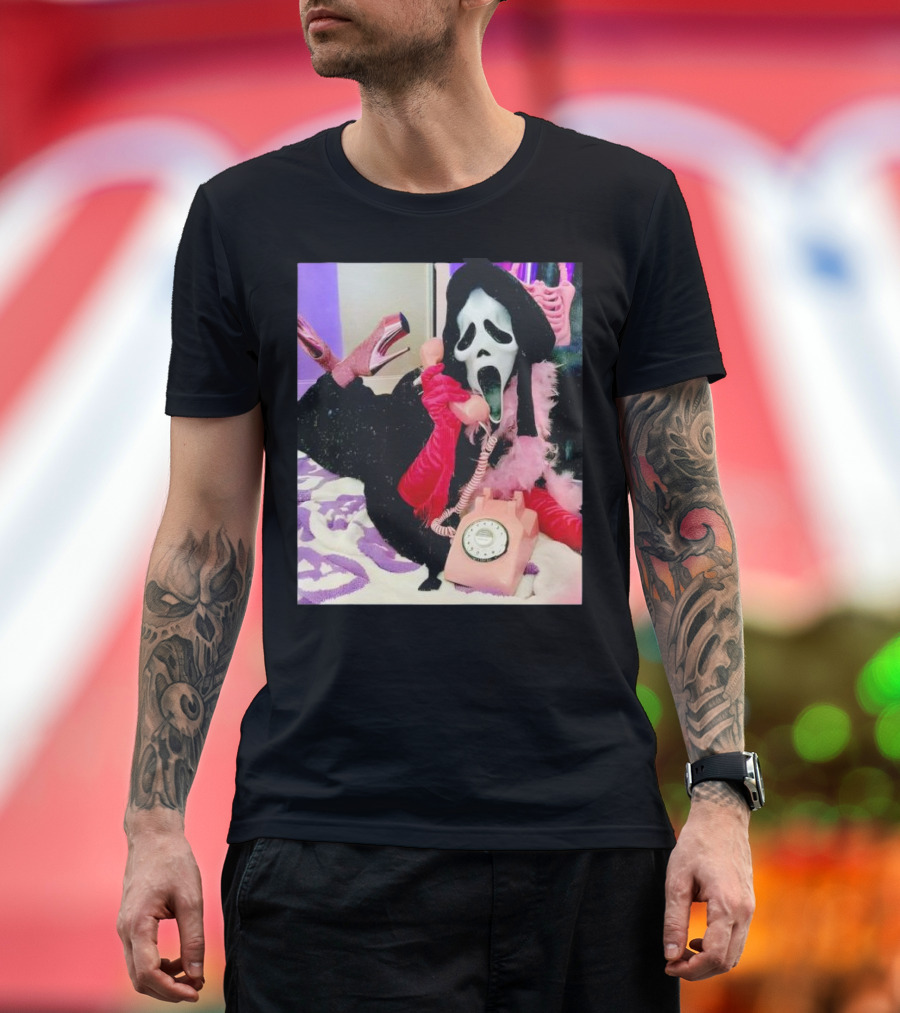 Scream Ghostface Halloween Pink Vintage Telephone Retro Style T-Shirt