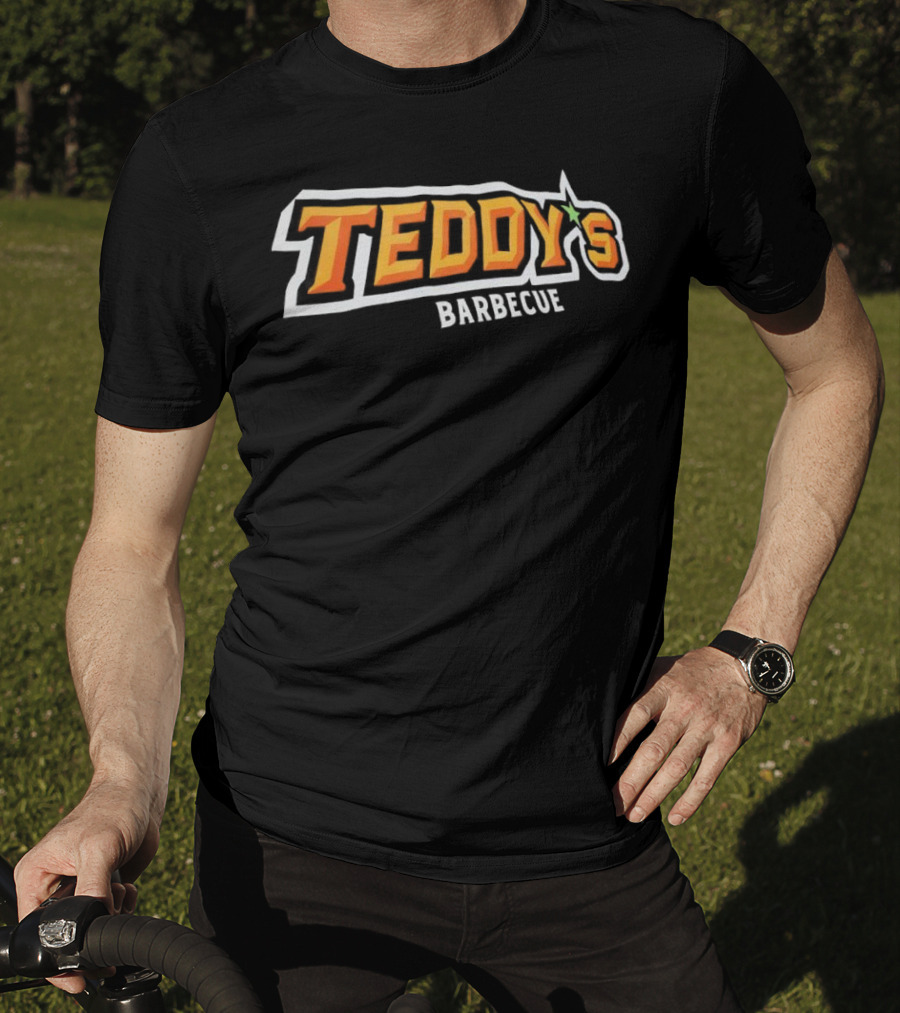 Teddy’s Barbecue Bold Text Style With Green Star Symbol T-Shirt