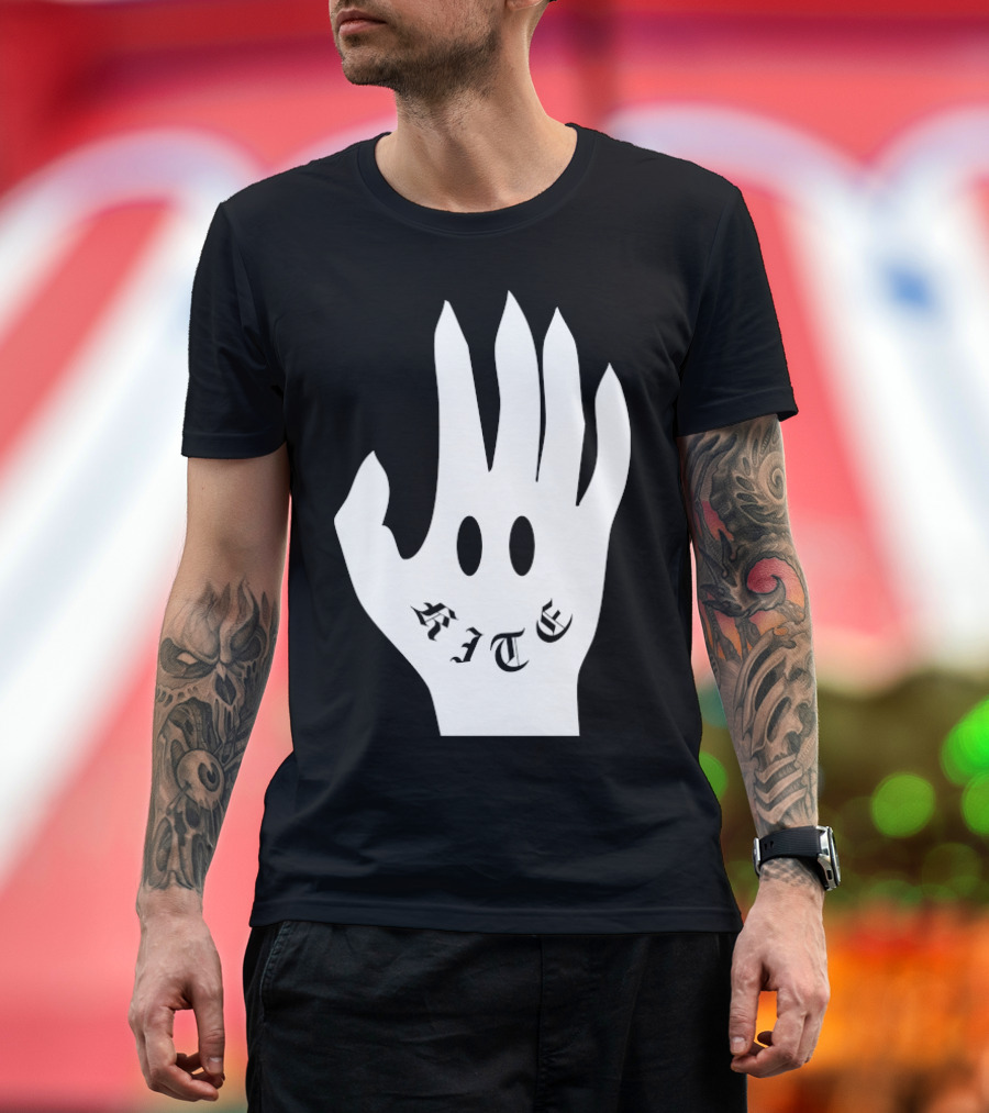 Kite Smile Hand By Stefan Fält T-Shirt