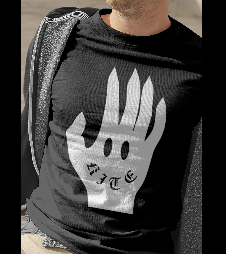 Kite Smile Hand By Stefan Fält T-Shirt