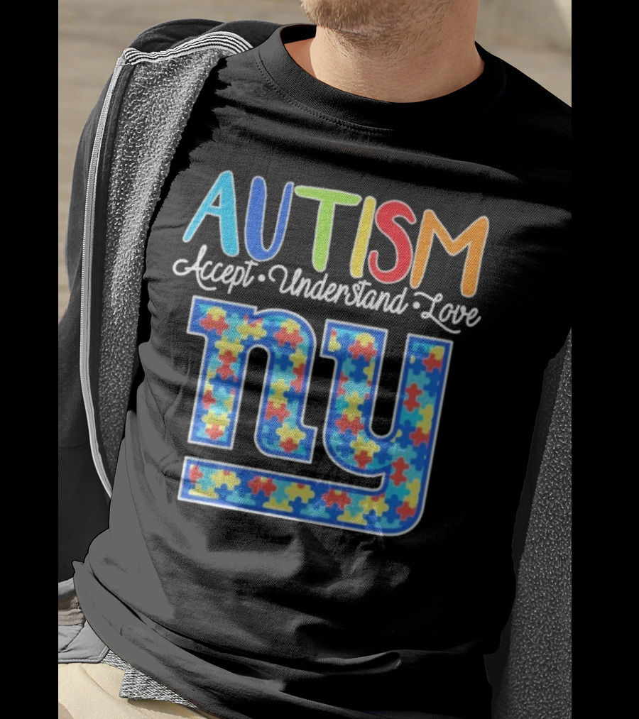 Autism Accept Understand Love NY Giants Puzzle Piece Pattern T-Shirt