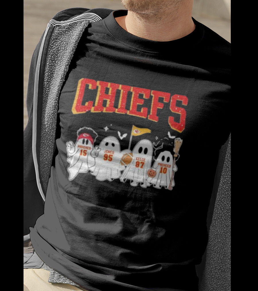Kansas City Chiefs Halloween Mahomes Jones Kelce Pacheco Ghosts T-Shirt