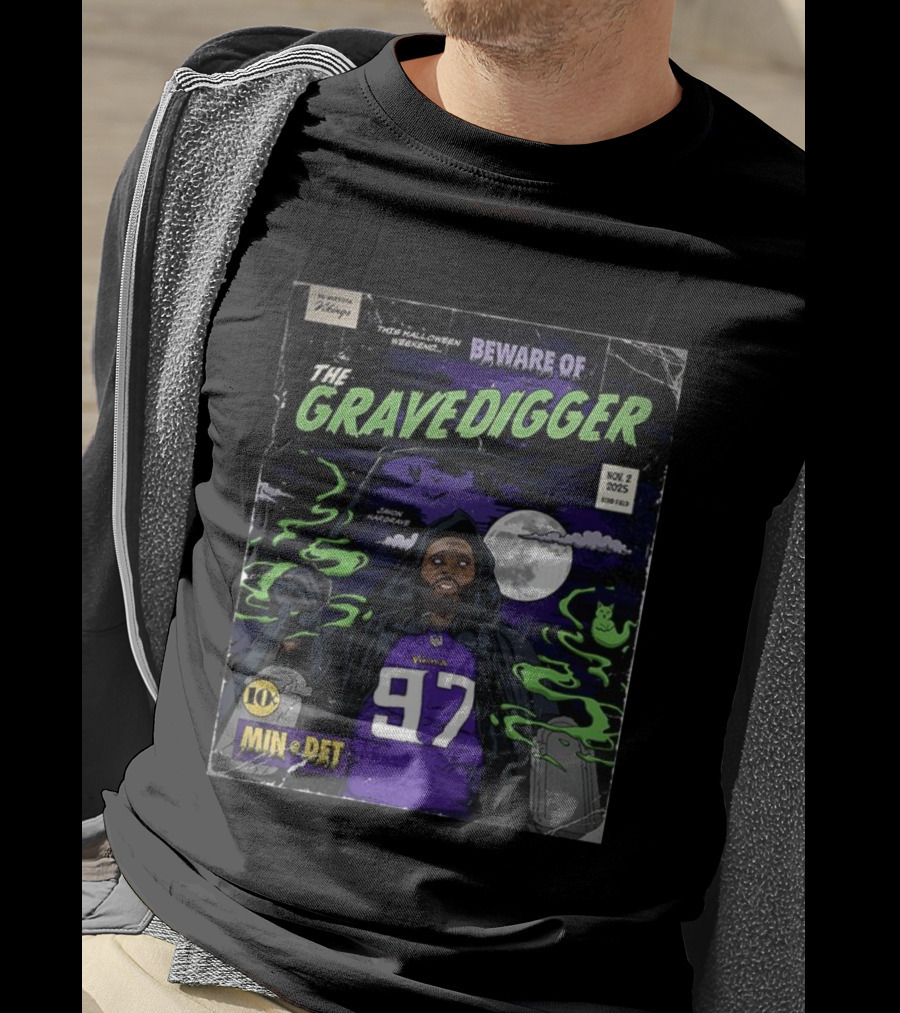 Minnesota Vikings Vs Detroit Lions 2025 Beware Of The Gravedigger Javon Hargrave Comic T-Shirt