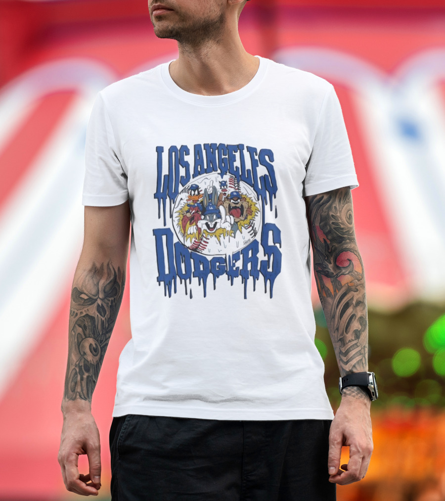 Los Angeles Dodgers Looney Tunes Dripping Vintage Style T-Shirt