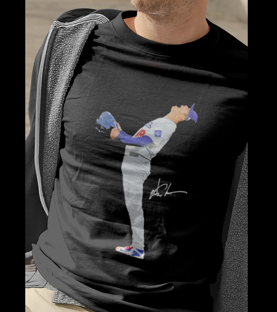 Shohei Ohtani Shout Loudly Baseball Signature Pose In Game Uniform T-Shirt