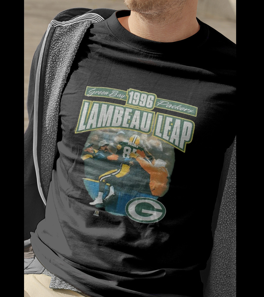 Green Bay Packers Lambeau Leap 1996 Super Bowl XXXI Celebration Iconic Football Moment T-Shirt