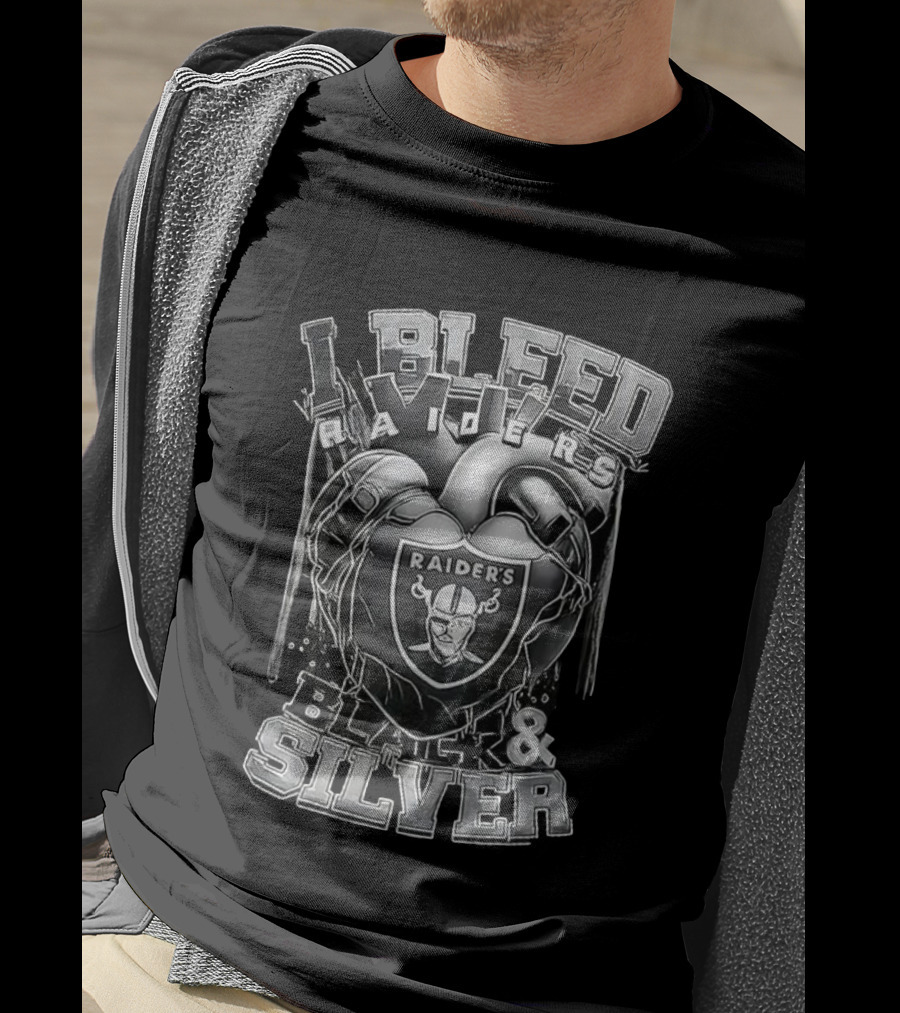 I Bleed Raiders Black And Silver Heart Football Fan Pride T-Shirt