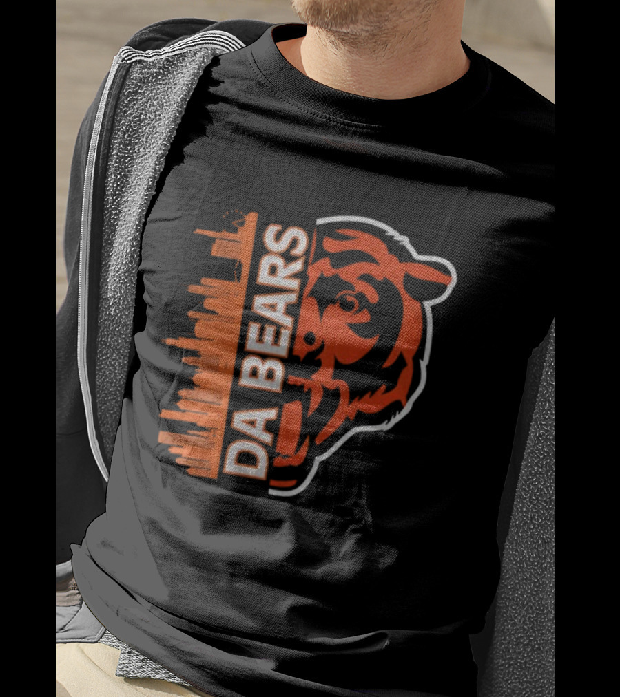 Da Bears Chicago Football City Skyline Bear Head T-Shirt
