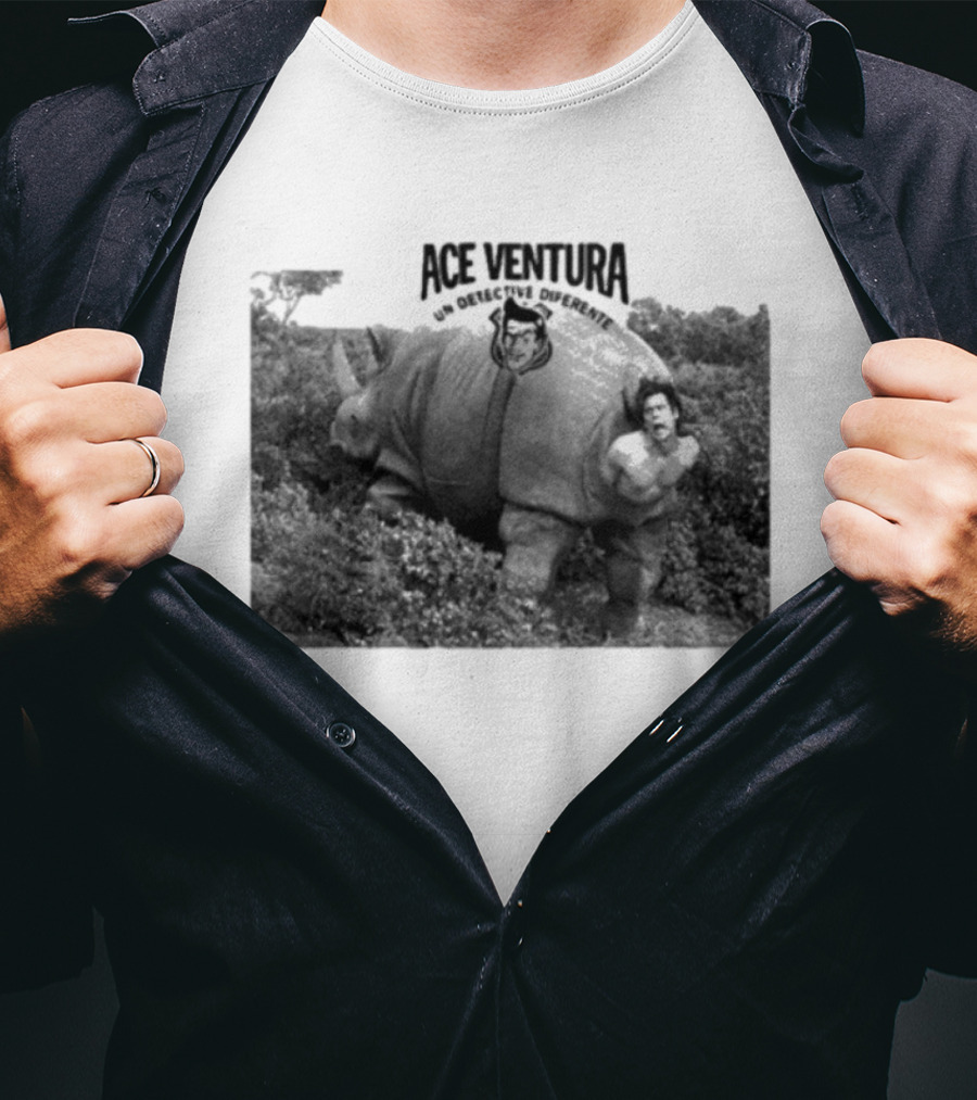 Ace Ventura Un Detective Diferente Rhino Escape Scene T-Shirt