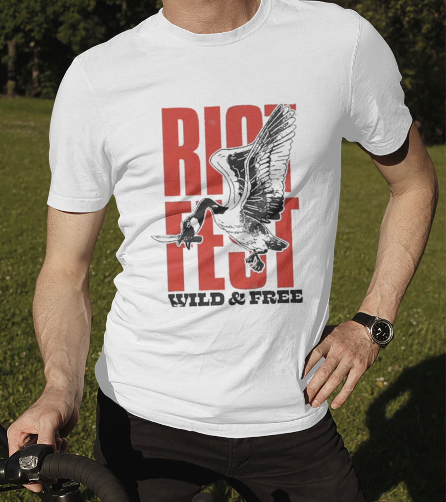 Riot Fest Wild And Free Goose Knife Iconic Design T-Shirt