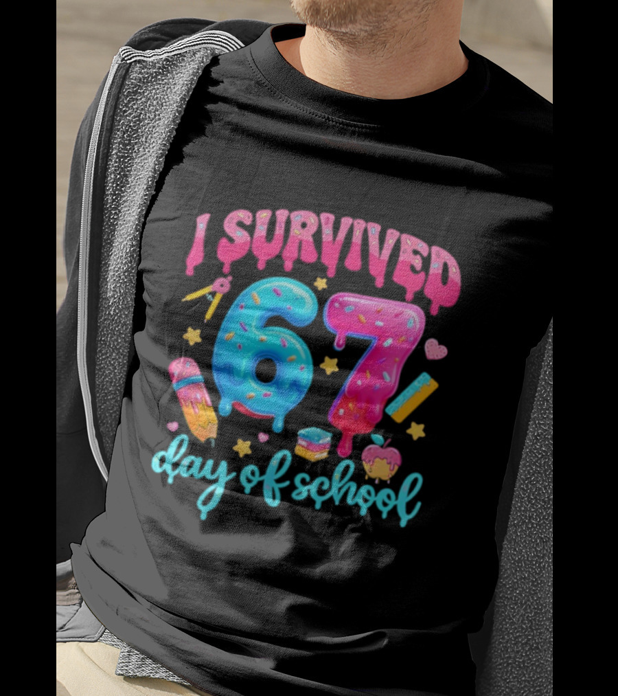I Survived 67 Days Of School Pencil Cupcake Book Stars Hearts T-Shirt