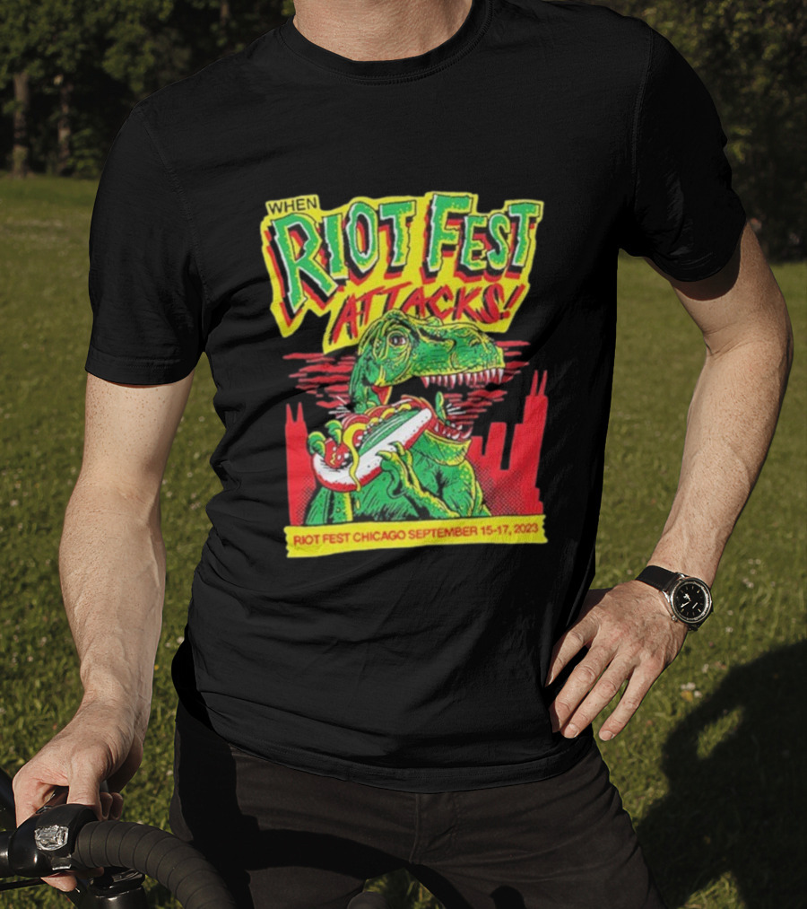 When Riot Fest Attacks Chicago September 15-17 2023 Dinosaur Hot Dog Skyline T-Shirt