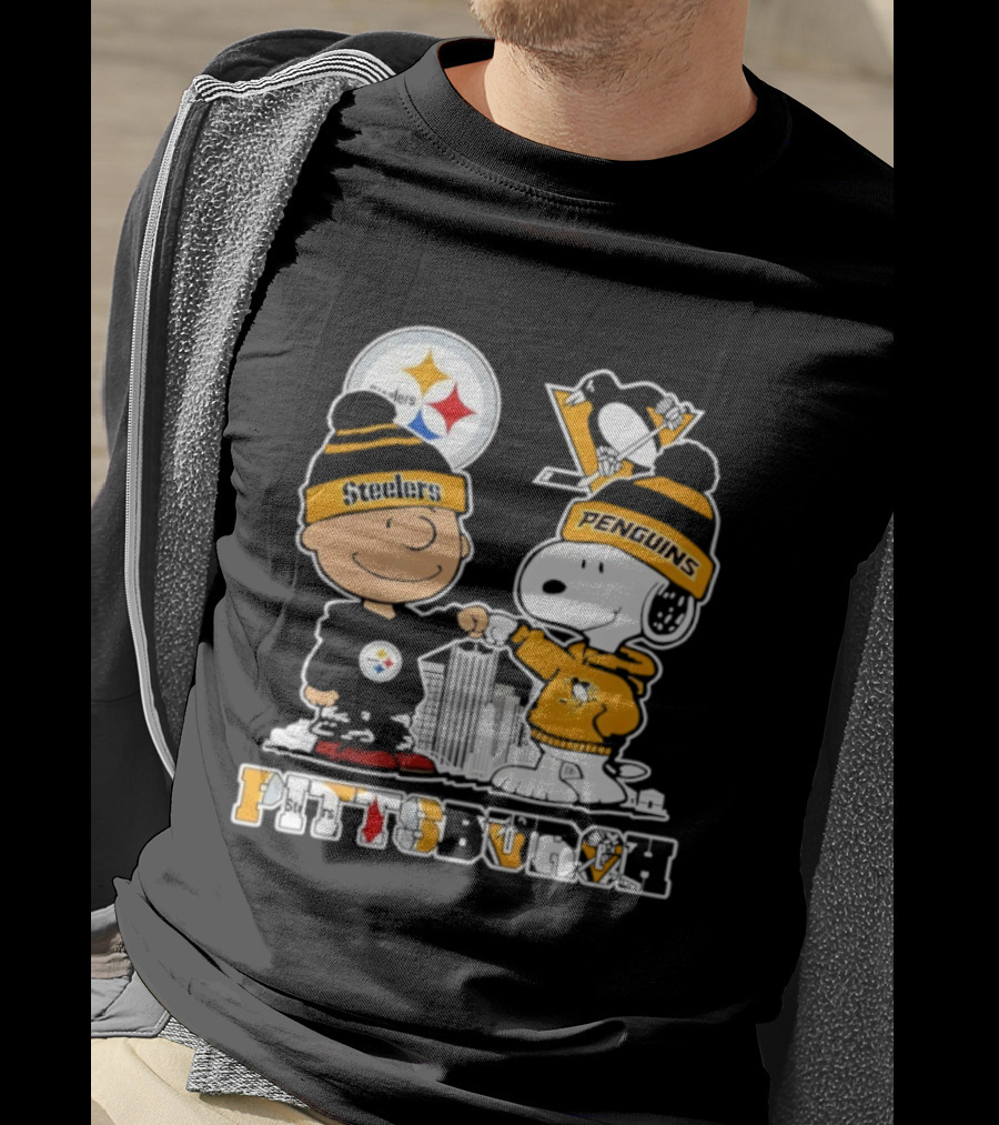 Pittsburgh Steelers Penguins Snoopy Charlie Brown Commemorative Sports Fan Graphic T-Shirt