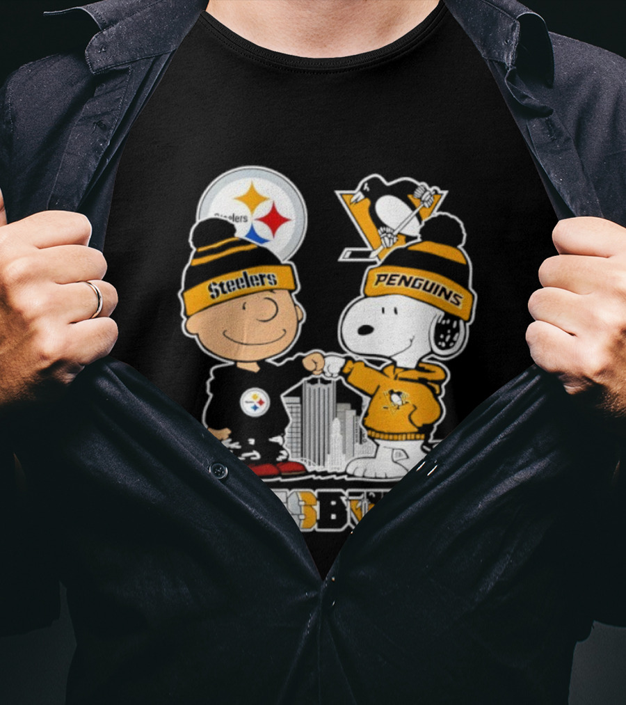 Pittsburgh Steelers Penguins Snoopy Charlie Brown Commemorative Sports Fan Graphic T-Shirt
