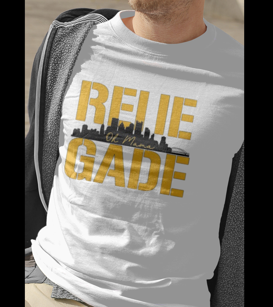 RENE GADE Oh Mama Pittsburgh Football Skyline T-Shirt