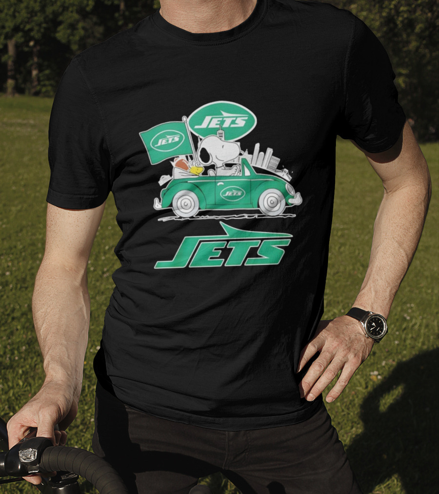New York Jets Snoopy And Woodstock Driving City Adventure T-Shirt