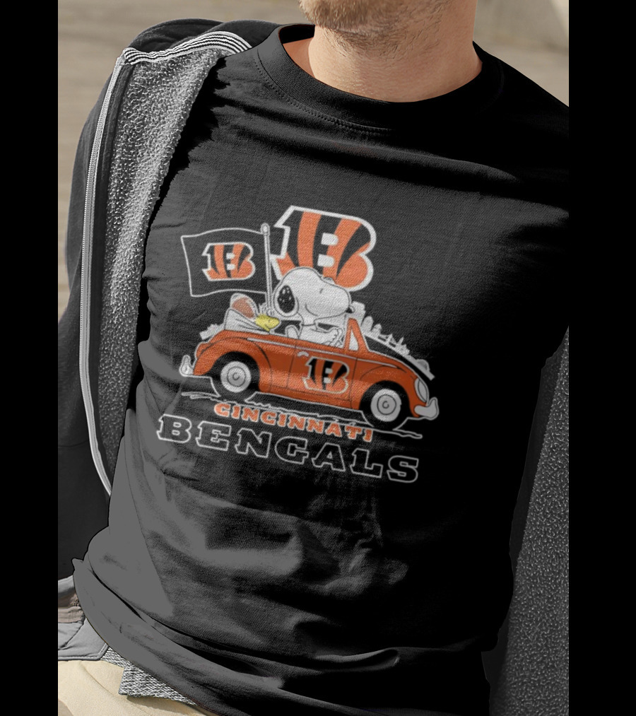 Peanuts Cincinnati Bengals Snoopy Driving Car Welcome To The Pound T-Shirt