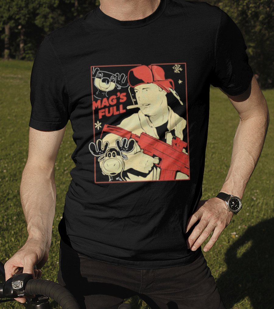 Mags Full Randy Quaid With Moose And Snowflakes T-Shirt