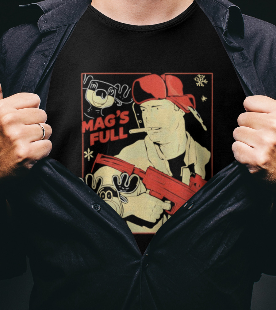 Mags Full Randy Quaid With Moose And Snowflakes T-Shirt