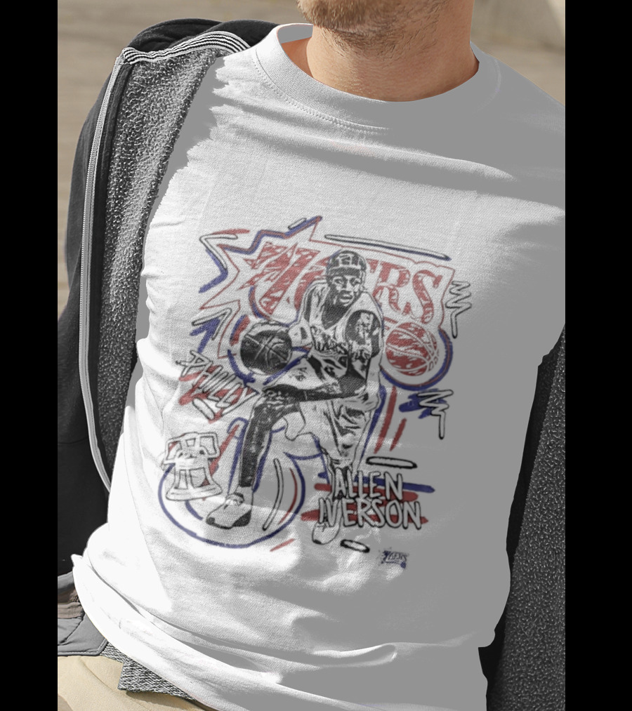 Philadelphia 76ers Allen Iverson Vintage Chalk Art Style T-Shirt