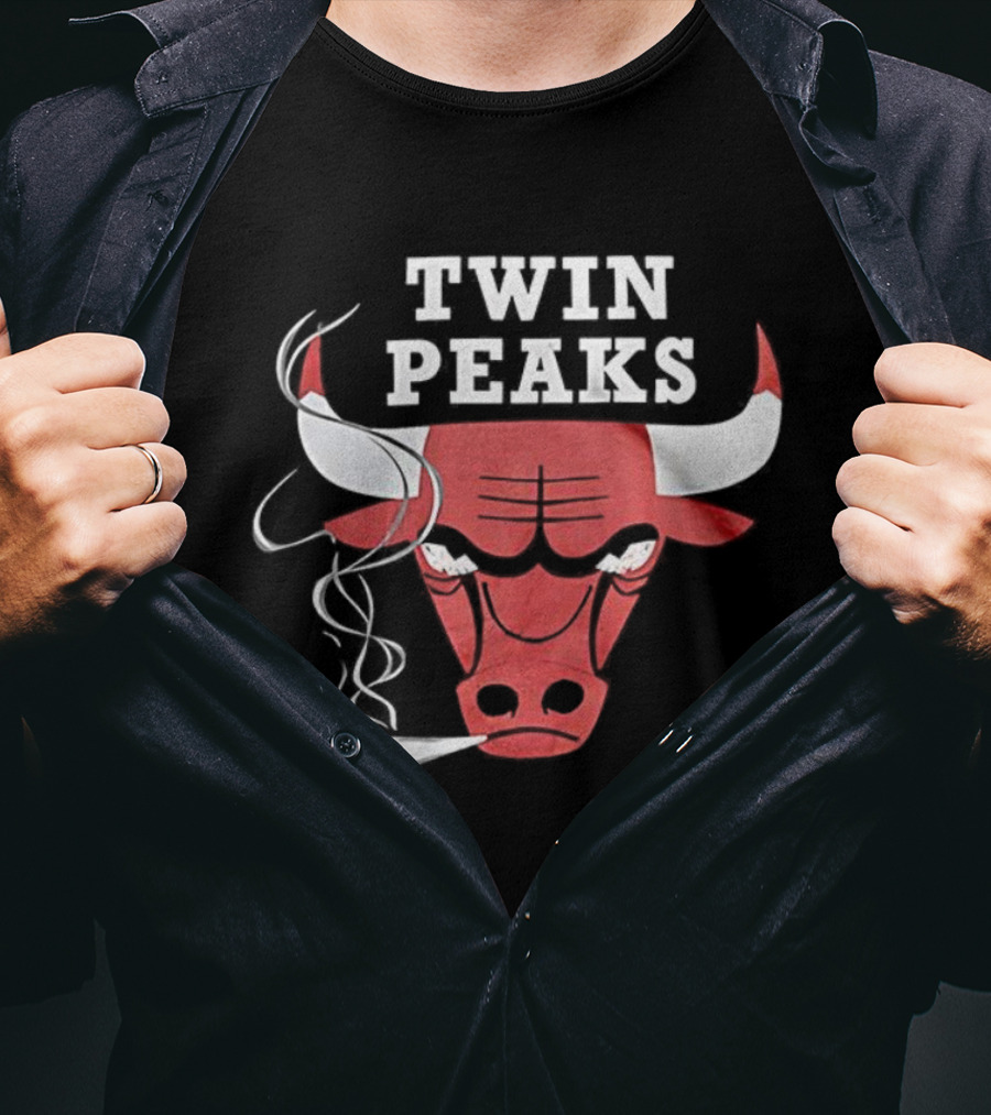 Chicago Bulls Twin Peaks Smoking Bull T-Shirt