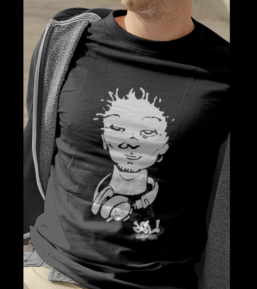 Del Face Headphones Graffiti Art T-Shirt