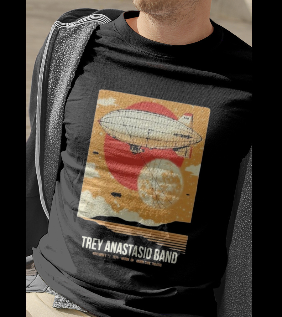 Trey Anastasio Band Akron Civic Theatre Nov 23 2025 Vintage Blimp And Moon Design T-Shirt