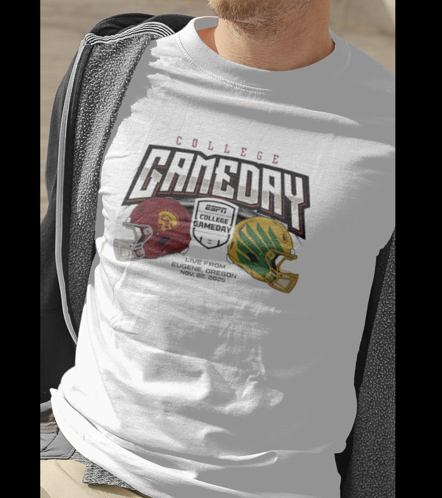 ESPN College GameDay Eugene Oregon Nov 22 2025 USC Trojans Vs Oregon Ducks Helmets T-Shirt