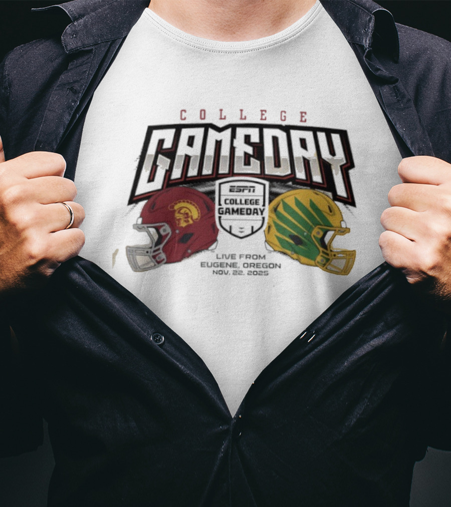 ESPN College GameDay Eugene Oregon Nov 22 2025 USC Trojans Vs Oregon Ducks Helmets T-Shirt
